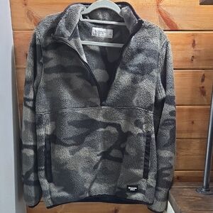 Abercrombie & Fitch Camo Soft AF Fleece Pullover